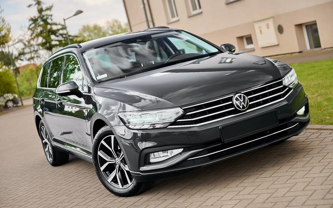 Volkswagen Passat cena 74800 przebieg: 189200, rok produkcji 2020 z Wąsosz małe 781